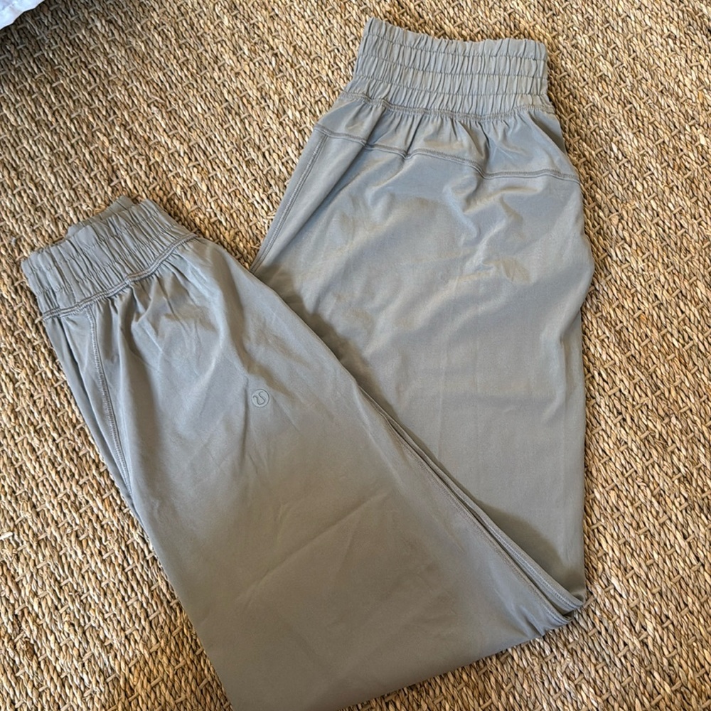Lululemon joggers
